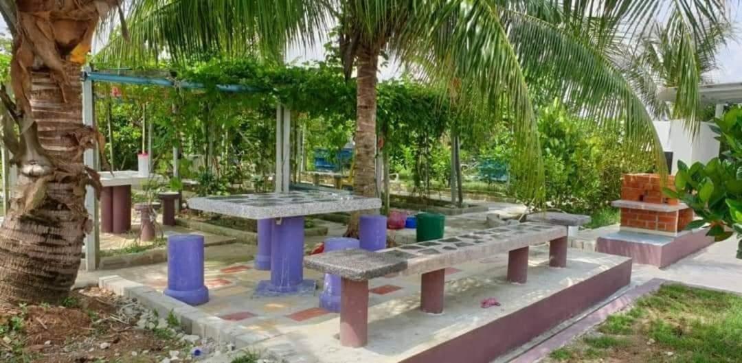 Sunrise Homestay อลอร์สตาร์ ภายนอก รูปภาพ