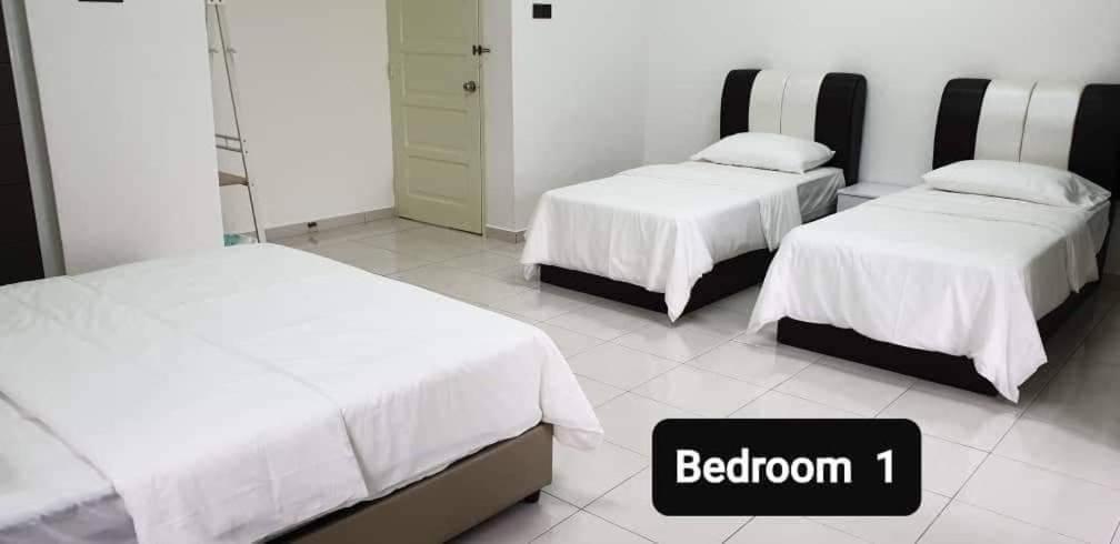 Sunrise Homestay อลอร์สตาร์ ภายนอก รูปภาพ
