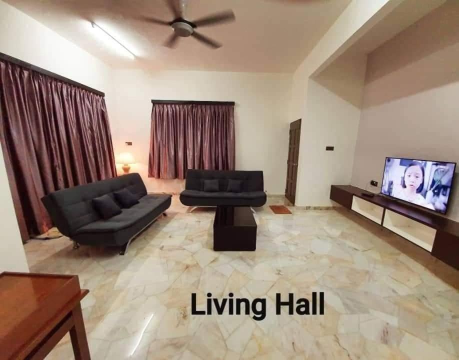 Sunrise Homestay อลอร์สตาร์ ภายนอก รูปภาพ